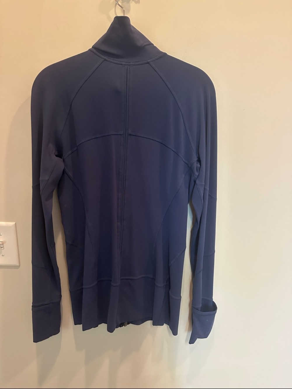 Lululemon jacket - Picture 2 of 6
